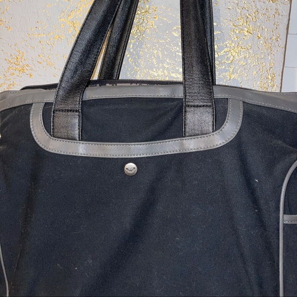 Big beautiful Roxy purse - Picture 5 of 5
